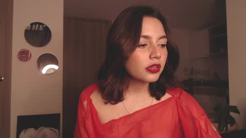 Julieta online show from 01/04/25, 02:56