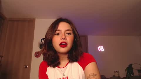 Julieta online show from 01/06/25, 12:27