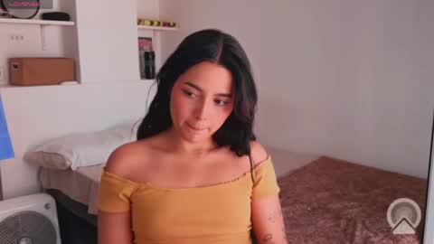 Snapshot of iamjulietaaa chatting on 05/26/26, 02:46 Julieta online show from 05/26/26, 02:46
