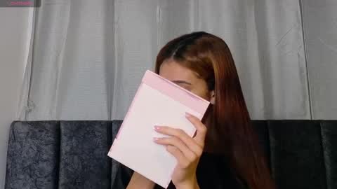 Snapshot of iamkarlaa chatting on 10/14/25, 06:25 I AM KARLA 3 online show from 10/14/25, 06:25