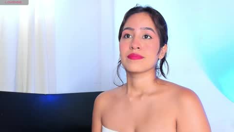 Snapshot of iamlara1 chatting on 10/01/25, 12:22 Lara online show from 10/01/25, 12:22