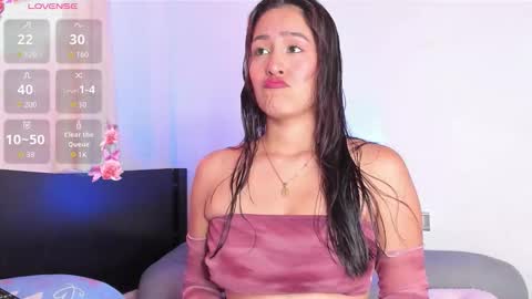 Snapshot of iamlara1 chatting on 10/19/25, 06:08 Lara online show from 10/19/25, 06:08