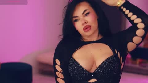 Lila online show from 11/23/25, 04:51