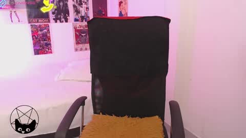 Mari online show from 09/26/25, 04:16