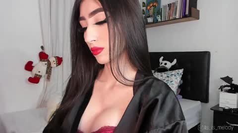 Mel  online show from 12/12/24, 06:25