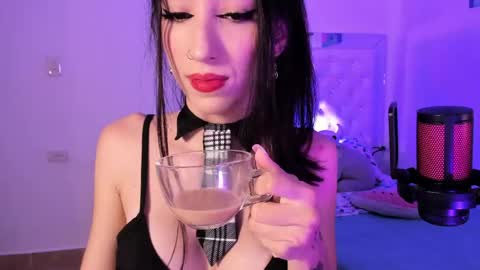 Snapshot of iammelody_ chatting on 04/22/26, 03:02 Mel online show from 04/22/26, 03:02