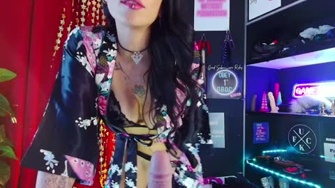 Snapshot of iammistressk chatting on 01/10/25, 05:24 Mistress K online show from 01/10/25, 05:24