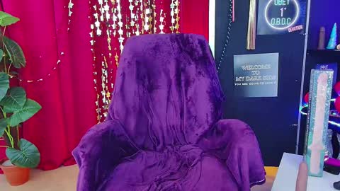 Snapshot of iammistressk chatting on 02/28/25, 02:31 Mistress K online show from 02/28/25, 02:31