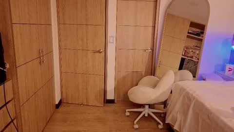 Nyxy online show from 02/19/26, 11:06