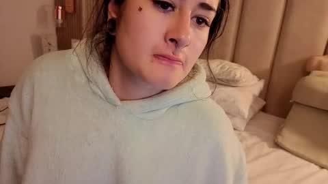 Snapshot of iamnyxy_ chatting on 03/17/26, 11:35 Nyxy online show from 03/17/26, 11:35