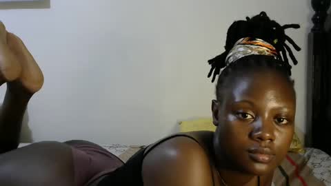 Snapshot of iampolca chatting on 02/02/25, 07:35 iampolca online show from 02/02/25, 07:35