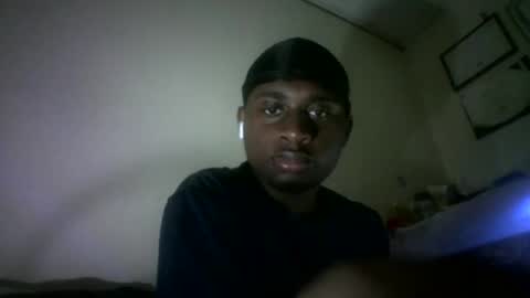 iamryan995442 online show from 03/25/26, 08:15