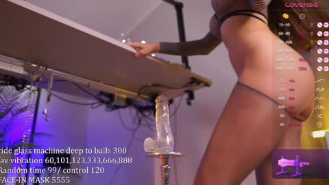 Yana online show from 01/30/25, 02:04