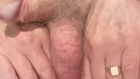 Snapshot of ian53a chatting on 09/10/25, 04:40 ian53a - mature UK man for same online show from 09/10/25, 04:40