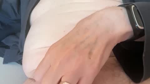 Snapshot of ian53a chatting on 09/27/25, 09:47 ian53a - mature UK man for same online show from 09/27/25, 09:47