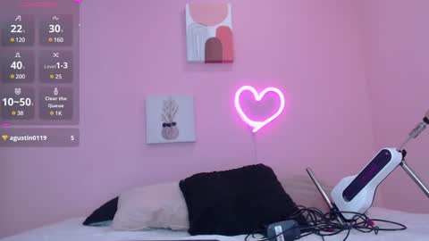 IAN CASTILLO online show from 12/19/24, 11:18