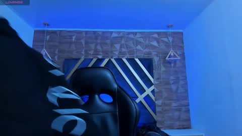 Snapshot of ian_castillo_ chatting on 02/21/26, 11:22 IAN CASTILLO online show from 02/21/26, 11:22