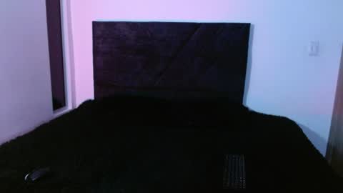 Ian Davis online show from 06/17/26, 03:42