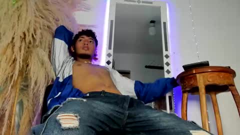 IAN HUNTER online show from 02/17/26, 02:24