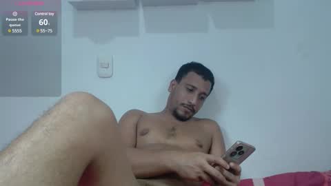 Snapshot of ian_taylor_xxx chatting on 01/21/25, 01:08 ian_taylor_xxx online show from 01/21/25, 01:08