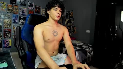 Snapshot of ian_versace chatting on 01/31/25, 11:45 Andres online show from 01/31/25, 11:45