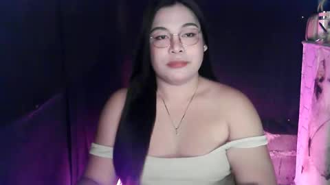 Snapshot of iana_whorexxx chatting on 05/26/26, 08:43 iana online show from 05/26/26, 08:43