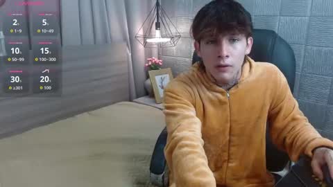 Snapshot of iancute_ chatting on 09/10/25, 03:17 ian online show from 09/10/25, 03:17