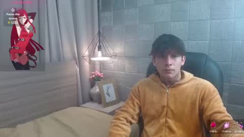 Snapshot of iancute_ chatting on 09/12/25, 04:23 ian online show from 09/12/25, 04:23