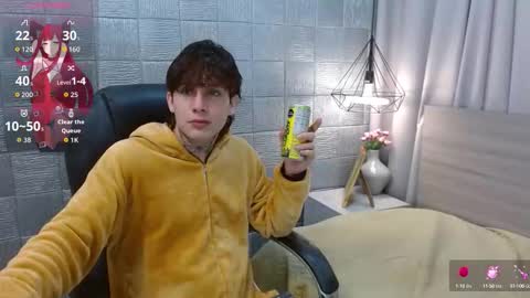 Snapshot of iancute_ chatting on 09/19/25, 06:04 ian online show from 09/19/25, 06:04