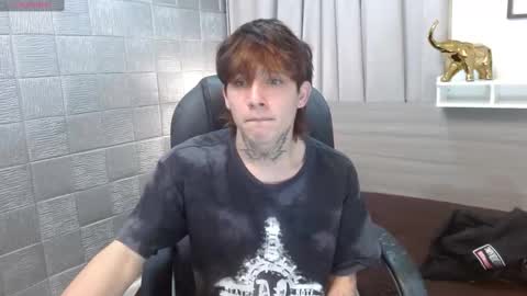 Snapshot of iancute_ chatting on 09/25/25, 05:49 ian online show from 09/25/25, 05:49