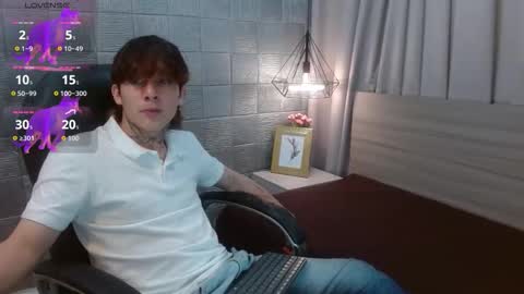 Snapshot of iancute_ chatting on 10/02/25, 07:43 ian online show from 10/02/25, 07:43