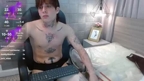 Snapshot of iancute_ chatting on 10/04/25, 01:36 ian online show from 10/04/25, 01:36