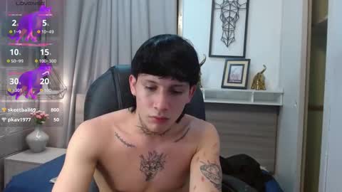 Snapshot of iancute_ chatting on 10/12/25, 08:13 ian online show from 10/12/25, 08:13