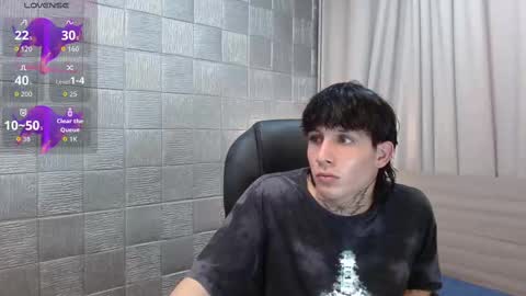 Snapshot of iancute_ chatting on 11/05/25, 01:49 ian online show from 11/05/25, 01:49