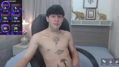 Snapshot of iancute_ chatting on 11/11/25, 10:10 ian online show from 11/11/25, 10:10