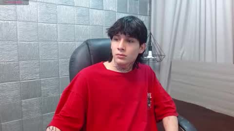 Snapshot of iancute_ chatting on 12/03/25, 01:02 ian online show from 12/03/25, 01:02