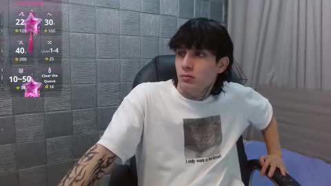 Snapshot of iancute_ chatting on 12/04/25, 08:17 ian online show from 12/04/25, 08:17