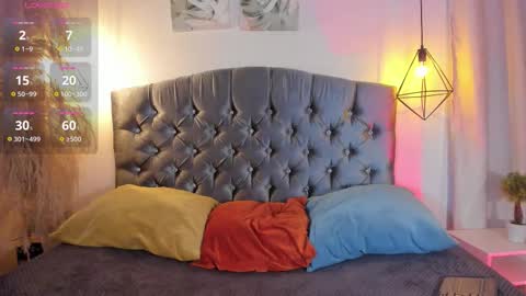 ian  online show from 10/18/25, 06:41