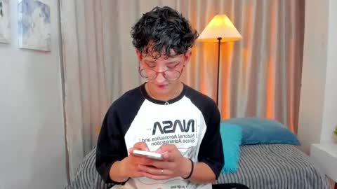 Snapshot of iangel_ chatting on 02/25/26, 03:27 ian online show from 02/25/26, 03:27