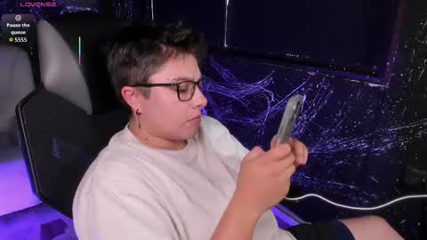 ian online show from 09/24/25, 08:34