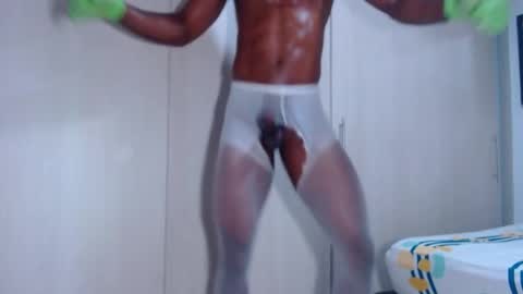 Snapshot of ianrashatxxx chatting on 05/17/26, 10:06 Ian Rashad online show from 05/17/26, 10:06