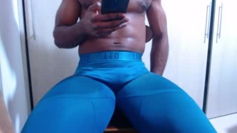 Snapshot of ianrashatxxx chatting on 06/20/26, 11:40 Ian Rashad online show from 06/20/26, 11:40