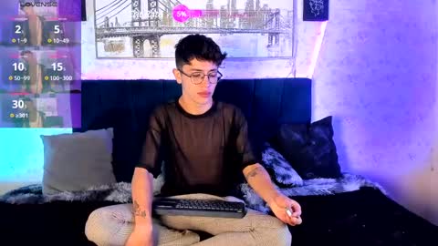 Andrew online show from 01/12/25, 08:25