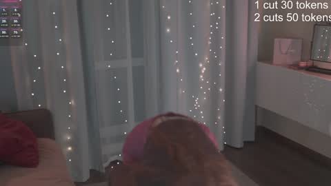 Snapshot of iara_mi chatting on 03/06/25, 05:00 stream next week online show from 03/06/25, 05:00