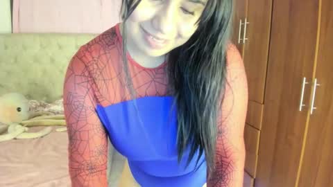 Snapshot of ibby_fay chatting on 11/01/25, 08:05 Daniela online show from 11/01/25, 08:05