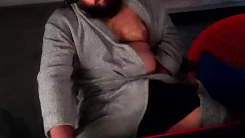 Snapshot of ibear_chat chatting on 10/04/25, 07:28 iBear0 online show from 10/04/25, 07:28