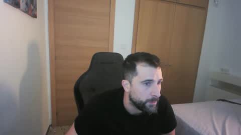 iberian_macho online show from 11/28/25, 03:58