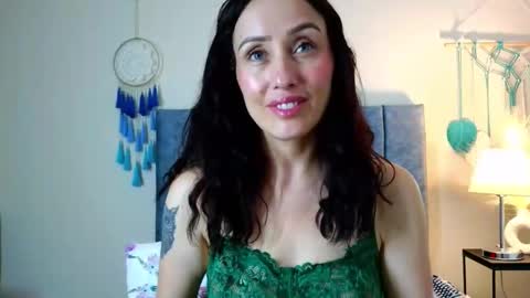 Iberian Moon online show from 09/30/25, 11:26