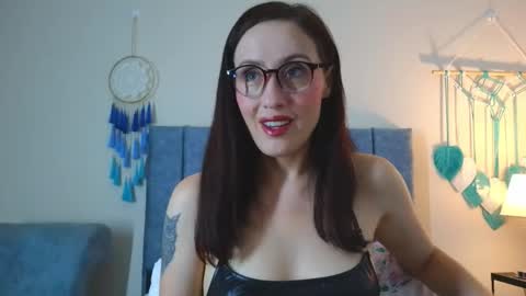 Iberian Moon online show from 10/26/25, 11:16