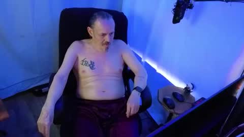 Snapshot of ibrichyrich chatting on 04/14/26, 12:16 Rich online show from 04/14/26, 12:16